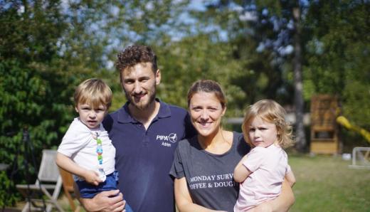 1602164238 adrien main pic